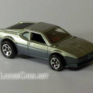 Hot Wheels BMW M1: 1996 #473 Right Front