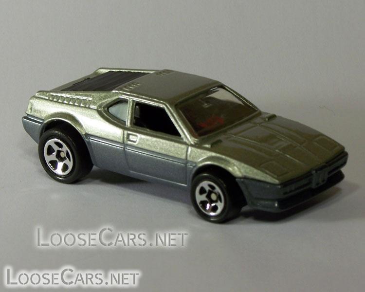 Hot Wheels BMW M1: 1996 #473 Right Front