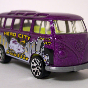 Matchbox VW Transporter: 2004 #45 Hero City Getting Around Front Right