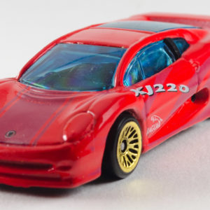 Hot Wheels Jaguar XJ220: 2000 #160 Front Left