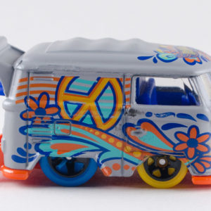 Hot Wheels Kool Kombi: 2018 #353 (Grey) Right
