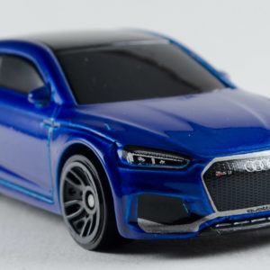 Hot Wheels Audi RS 5 Coupe: 2018 #118 Front Right
