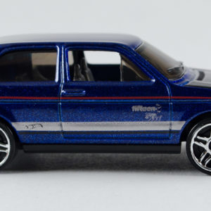 Hot Wheels VW Golf: 2018 #68 (Blue) Right