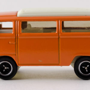 Matchbox Volkswagen T2 Bus: 2008 #79 Left