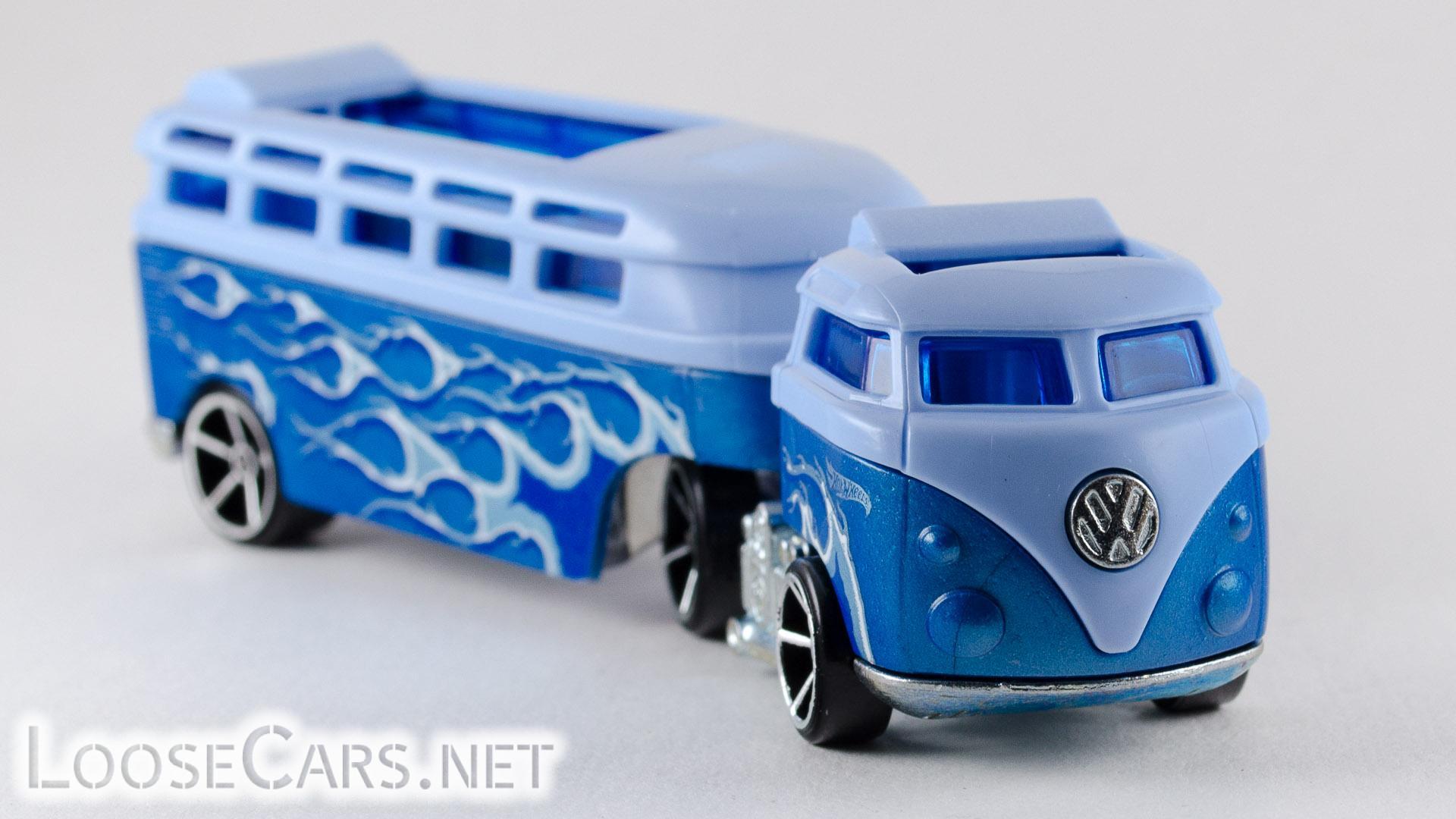 Hot Wheels Custom Volkswagen Hauler: 2018 Track Stars Front Right