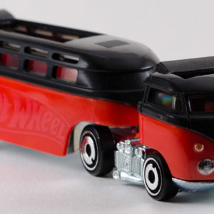 Hot Wheels Custom Volkswagen Hauler: 2020 Track Stars Front Right