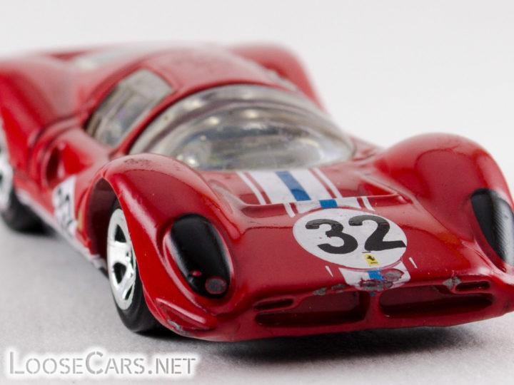 Hot Wheels Ferrari P4: 2010 #76 HW Garage (Red)