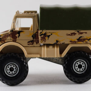 Hot Wheels Mercedes-Benz Unimog: 1993 239 WCT Left