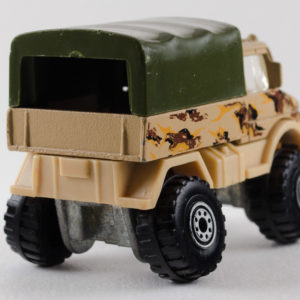 Hot Wheels Mercedes-Benz Unimog: 1993 239 WCT Rear Right