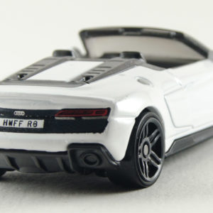 Hot Wheels 2019 Audi R8 Spyder 2020 175 Factory Fresh 1 White - Rear Right