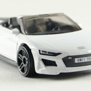 Hot Wheels 2019 Audi R8 Spyder 2020 175 Factory Fresh 1 White - Front Right