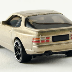 Hot Wheels '89 Porsche 944 Turbo 2020 47 Gold - Rear Left