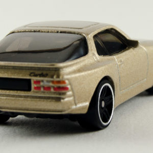 Hot Wheels '89 Porsche 944 Turbo 2020 47 Gold - Rear Right