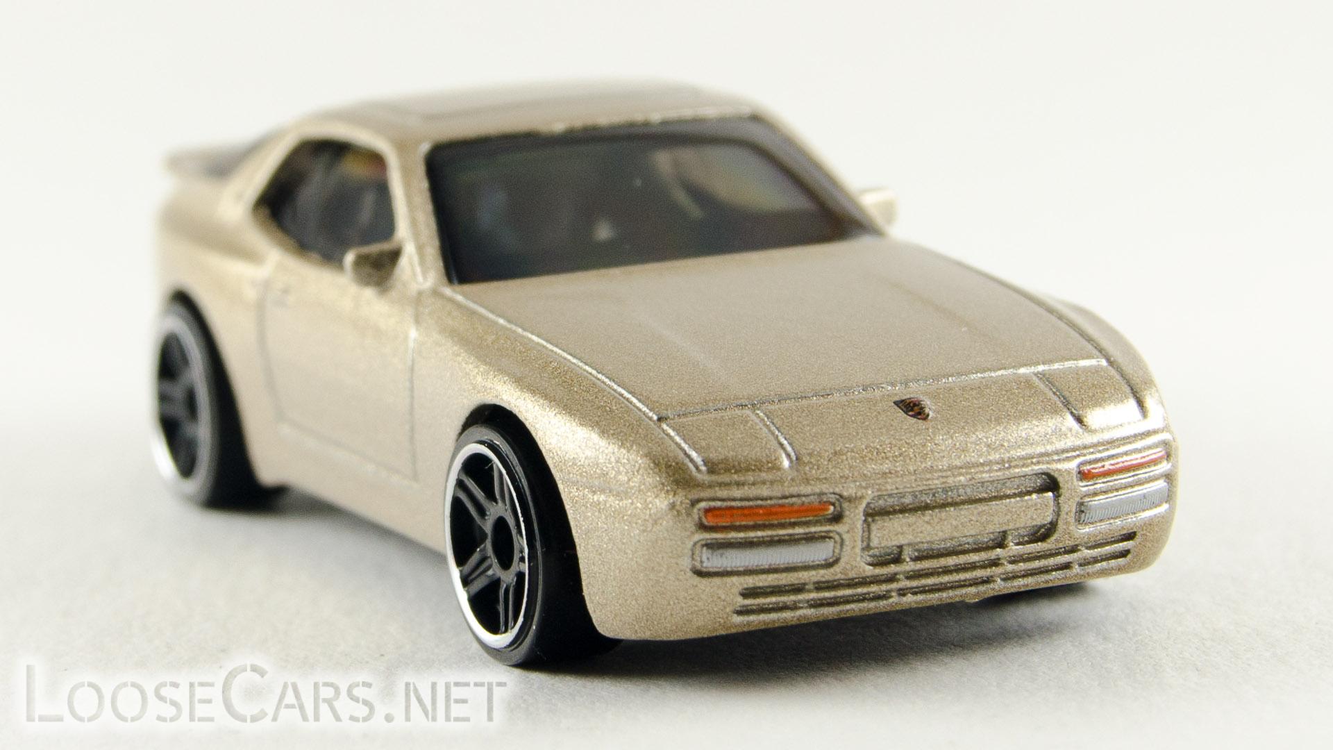 Hot Wheels '89 Porsche 944 Turbo 2020 47 Gold - Front Right