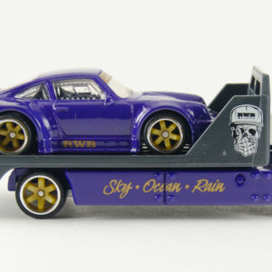 Hot Wheels RWB Porsche and 930 Aero Lift - Right