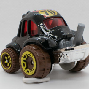 Hot Wheels '70 Volkswagen Baja Bug 2021 33 Baja Blazers Black - Rear Left