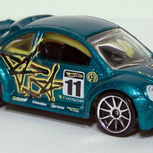 Hot Wheels Volkswagen New Beetle Cup: 2007 #39 Pop-Offs Chrome - Front Right