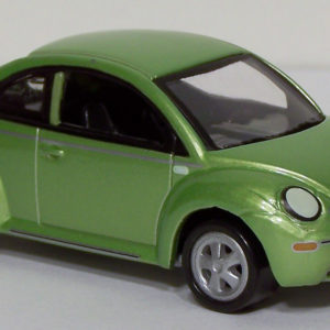 Johnny Lightning 2001 New Beetle: 2005 Volkswagen 5 Car Set - Front Right