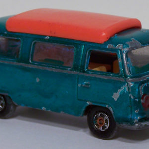 Matchbox Volkswagen Camper (1970): 1970 #23 - Front Right