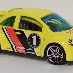 Hot Wheels Volkswagen New Beetle Cup: 2002 #45 First Editions Short Stripes - Front Right