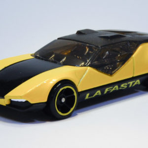 Hot Wheels La Fasta 24 2009 New Models Yellow - Front Left