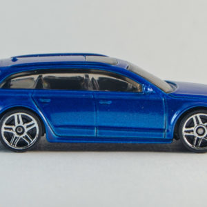 Hot Wheels '17 Audi RS 6 Avant 2019 #214 Factory Fresh - Right