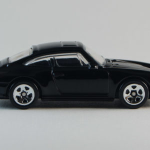 Hot Wheels '96 Porsche Carrera 2020 #72 Porsche (Black) - Right