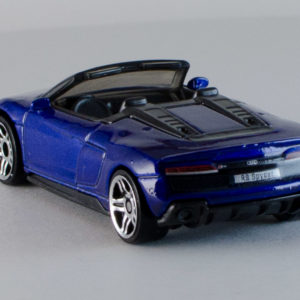 Hot Wheels 2019 Audi R8 Spyder 2021 211 HW Exotics PR5 - Rear Left