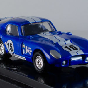 Hot Wheels 1965 Shelby Cobra Daytona Coupe: 2002 100% Hot Wheels - Front Right