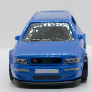 Hot Wheels '94 Audi Avant RS2 2021 157 Factory Fresh Blue - Front