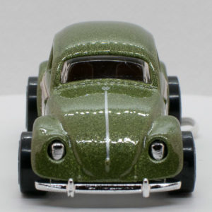 Hot Wheels VW Bug 2022 42 Compact Kings Green - Front