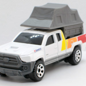 Matchbox '16 Toyota Tacoma 2022 MBX Off-Road - Front Left