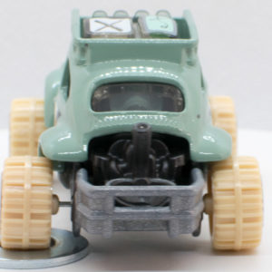 Hot Wheels Volkswagen Baja Bug 2022 160 Mud Studs Mint - Rear