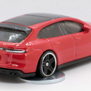 Hot Wheels Porsche Panamera Turbo S E-Hybrid Sport Turismo 2023 38 HW Green Speed Red - Rear Right