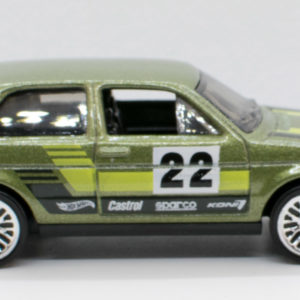 Hot Wheels Volkswagen Golf MK2 2021 Cult Racers GDG44 - Right