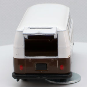 Jada Punch Buggy Volkswagen T1: 2021 Wave 3 White on Brown - Rear Open