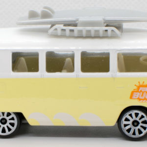Jada Punch Buggy Volkswagen T1: 2021 Wave 3 White and Yellow with Surfboard - Right